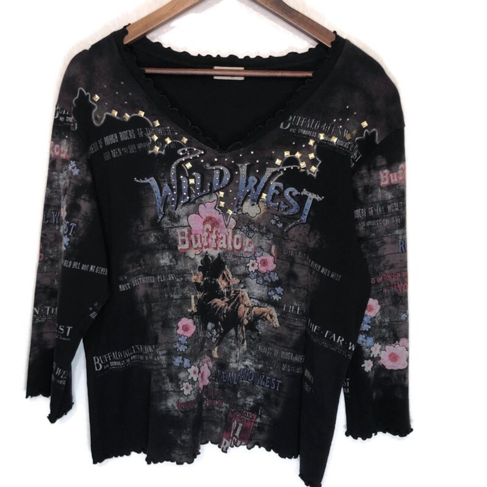 Cactus women’s 1X top black floral